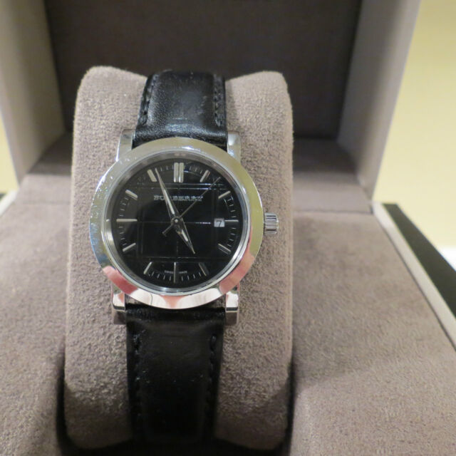 burberry round leather strap watch