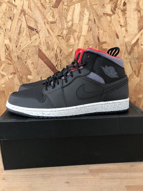 air jordan 1 mid black 11.5 air jordan 1 mid black 11.5