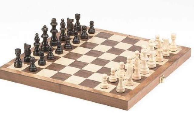 Top Quality 15 Inch Wooden Travel Chess Set Classic Game With Folding Board New Top Quality 15 Inch Wooden Travel Chess Set Classic Game With Folding Board New