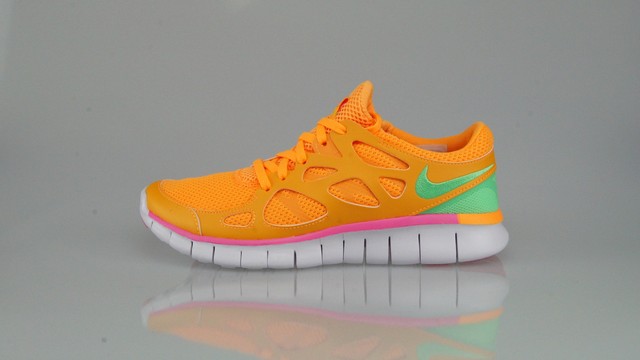 NIKE FREE RUN 2 EXT Misura 38 7US NIKE FREE RUN 2 EXT Misura 38 7US