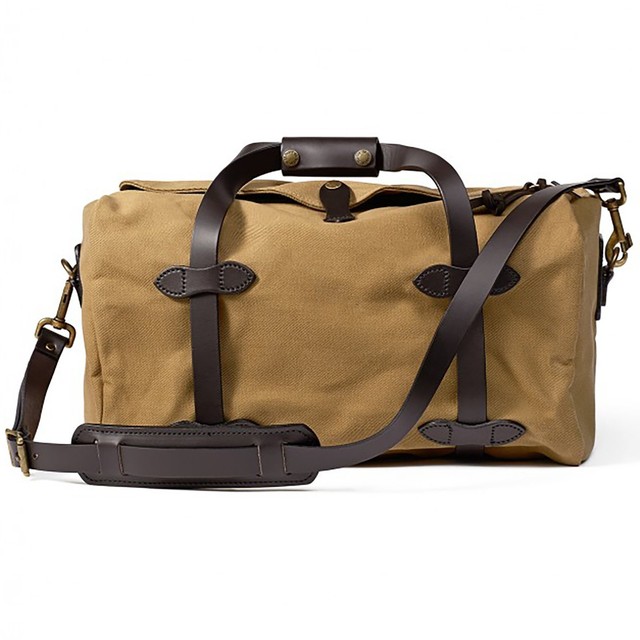 Filson Small Duffle Bag Dark Tan Upc 706030389435 Ebay Filson Men S Small Duffel Bag Tan One Size