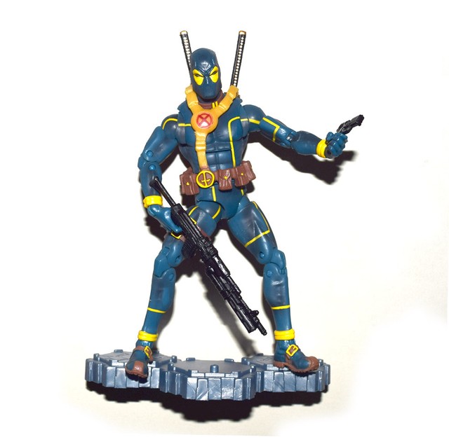 marvel legends comic deadpool blue suit figure ebay marvel legends comic deadpool blue suit figure ebay