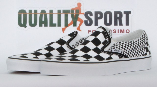 VANS VN0A38F7Q9B CLASSIC SLIPON Scarpa Skate Bianca e Nera Uomo VANS VN0A38F7Q9B CLASSIC SLIPON Scarpa Skate Bianca e Nera Uomo