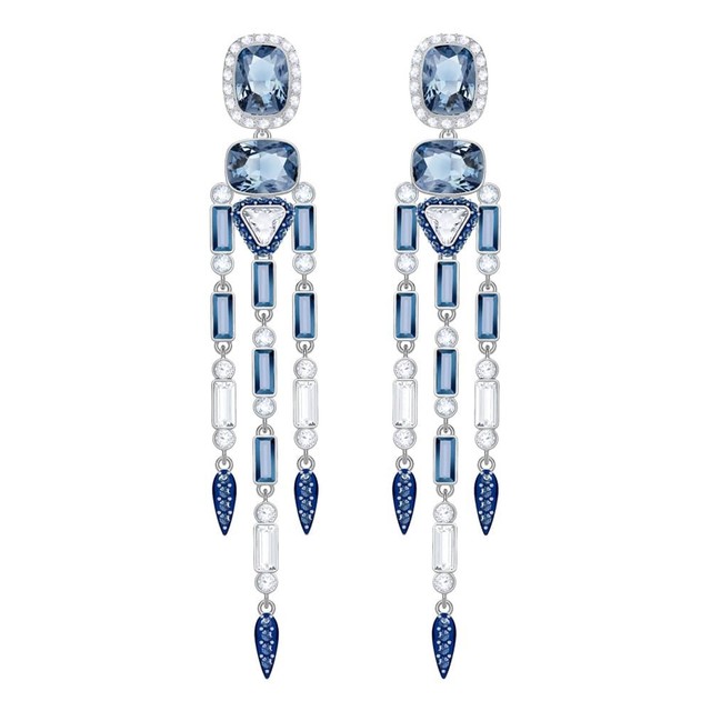 Swarovski Lake Blue Crystal Chandelier Earrings 5374320 100 Swarovski Lake Blue Crystal Chandelier Earrings 5374320 100 Authentic