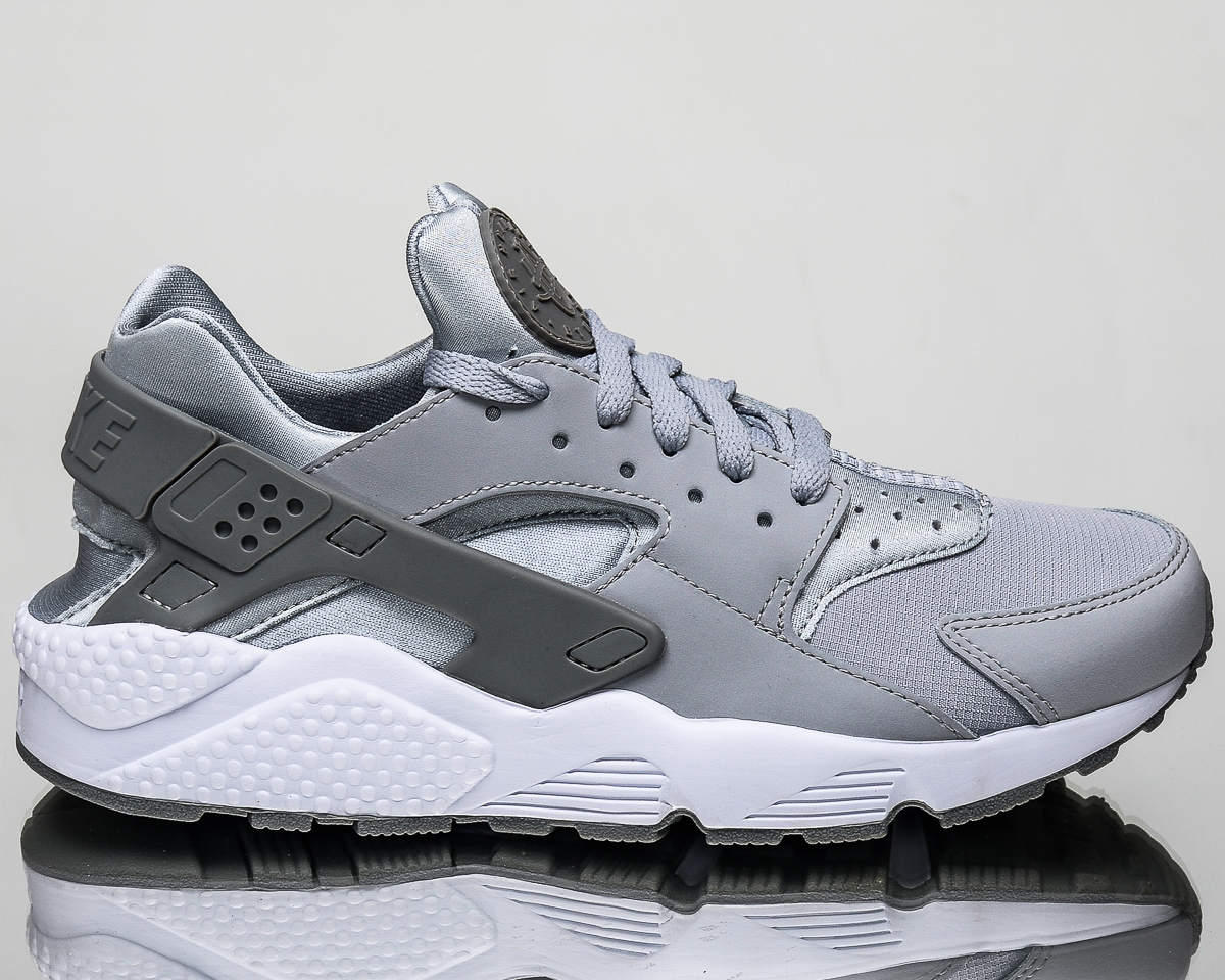 Nike Air Huarache Men Lifestyle Casual SNEAKERS Wolf Grey 318429-033 ... ${res.content.global.inflow.inflowcomponent.cancel}