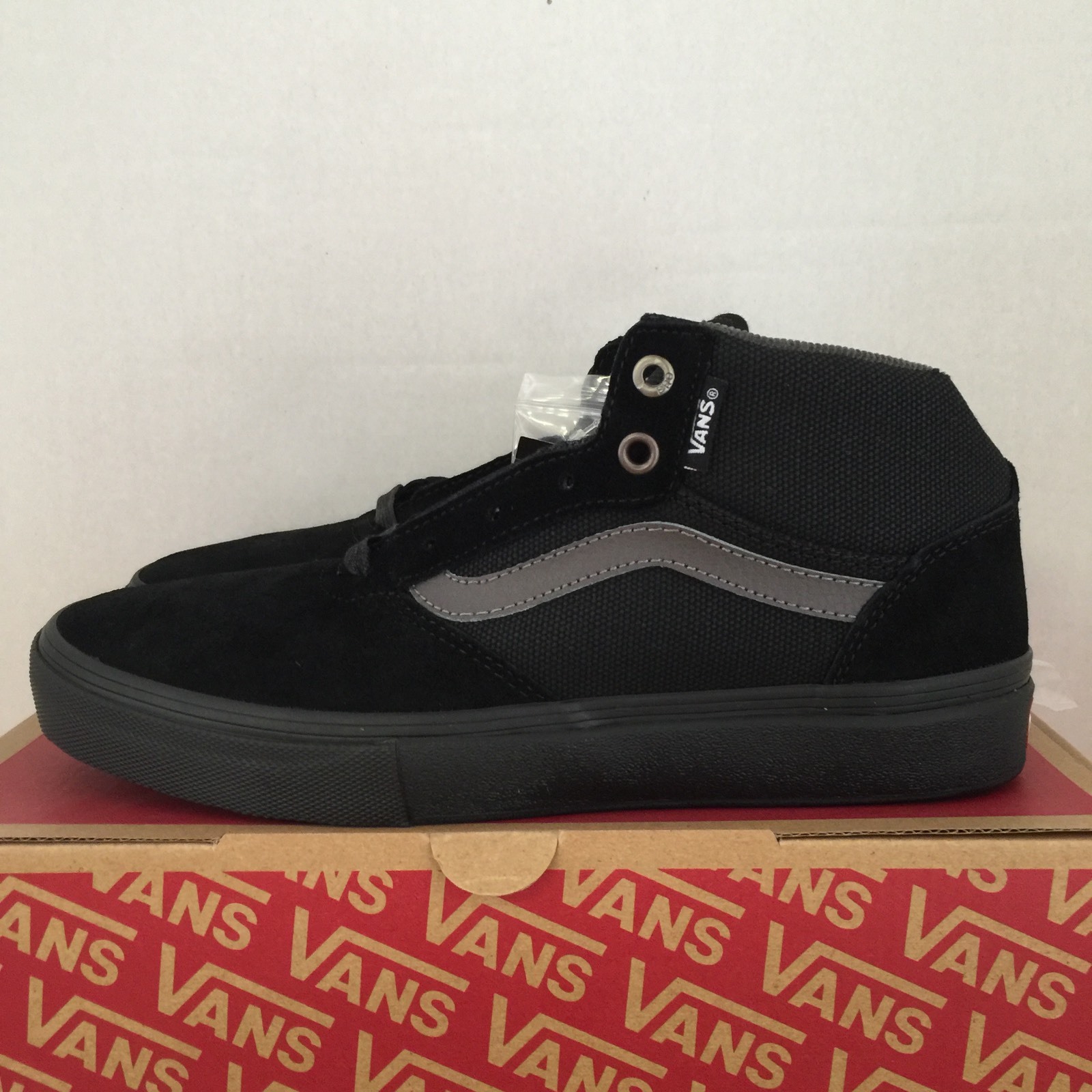 vans gilbert crockett pro mid vans gilbert crockett pro mid