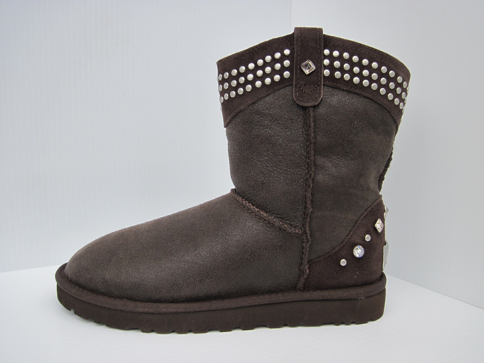 UGG Australia Womens Bowen Swarovski Crystals BOOTS Chocolate ... Picture 1 of 8 ...