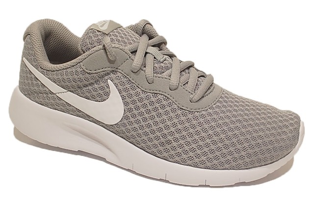 nike tanjun 35 1/2 nike tanjun 35 1/2