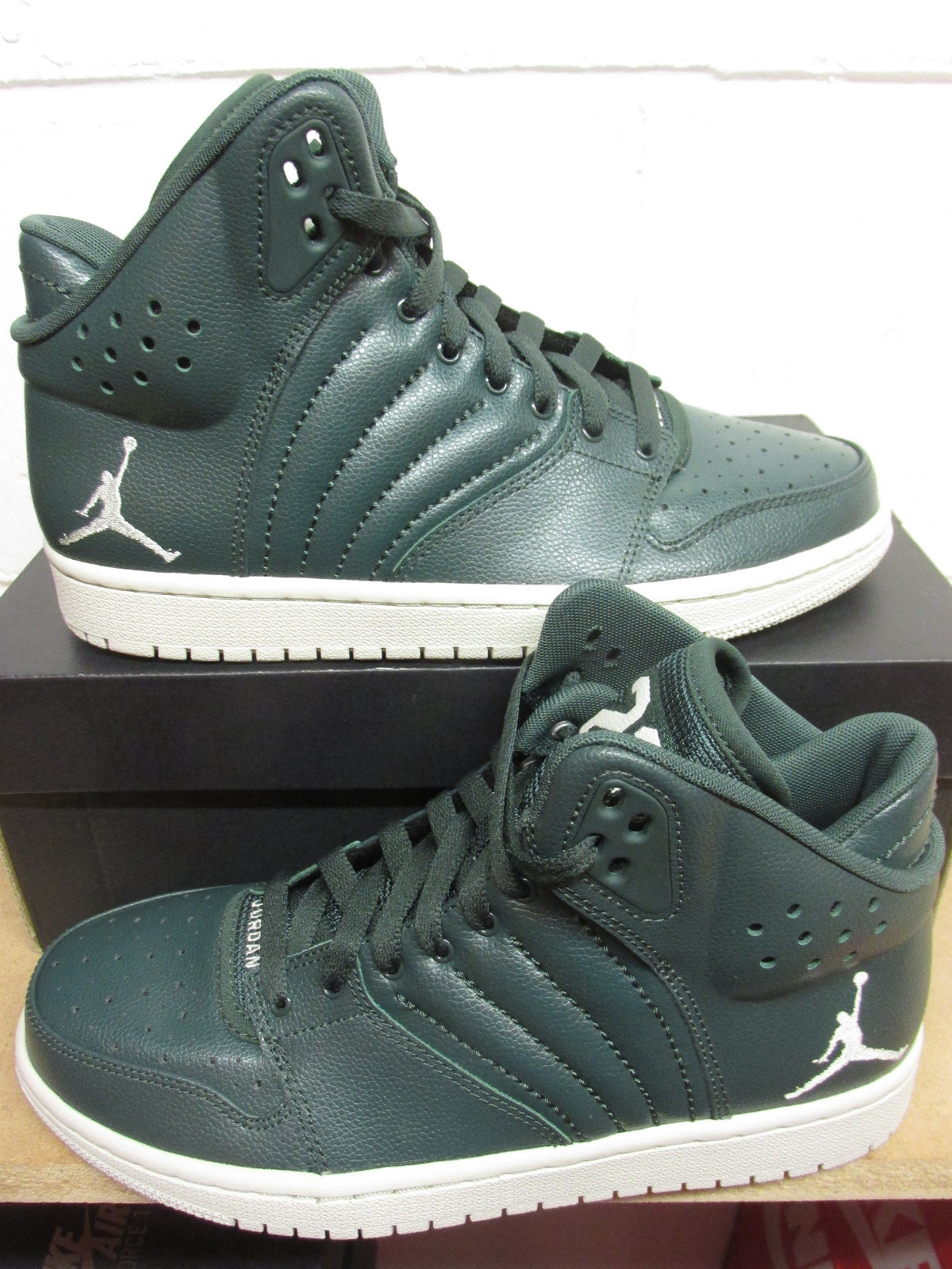 Nike Air Jordan 1 Flight 4 820135300 PALLACANESTRO Scarpe da corsa run Nike Air Jordan 1 Flight 4 820135300 PALLACANESTRO Scarpe da corsa run