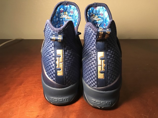 nike lebron 14 lmtd costiere scarpe blu chiave. nike lebron 14 lmtd costiere scarpe blu chiave.