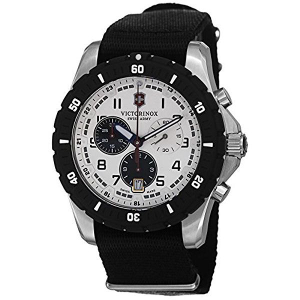 Victorinox Swiss Army Maverick 241680 1 Mens Chronograph With Spare Victorinox Swiss Army Maverick 241680 1 Mens Chronograph With Spare Bracelet