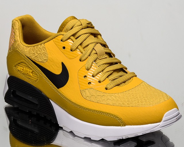 Nike Wmns Air Max 90 Ultra 2.0 Womens Gold Dart Nike Wmns Air Max 90 Ultra 2.0 Womens Gold Dart