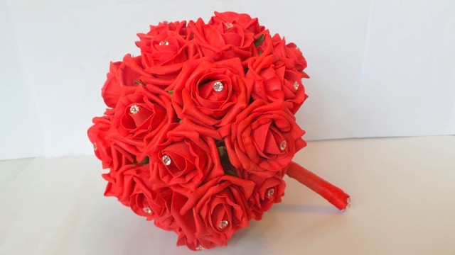 Wedding Bouquet In Red Roses With Diamante Pins Ebay Wedding Bouquet In Red Roses With Diamante Pins
