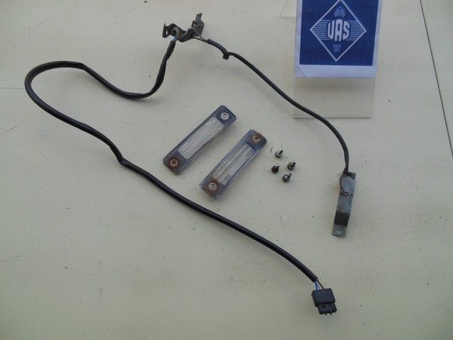 MERCEDES R107 License Plate Light Set Pair Lens Lights Wiring ... MERCEDES R107 License Plate Light Set Pair Lens Lights Wiring ...