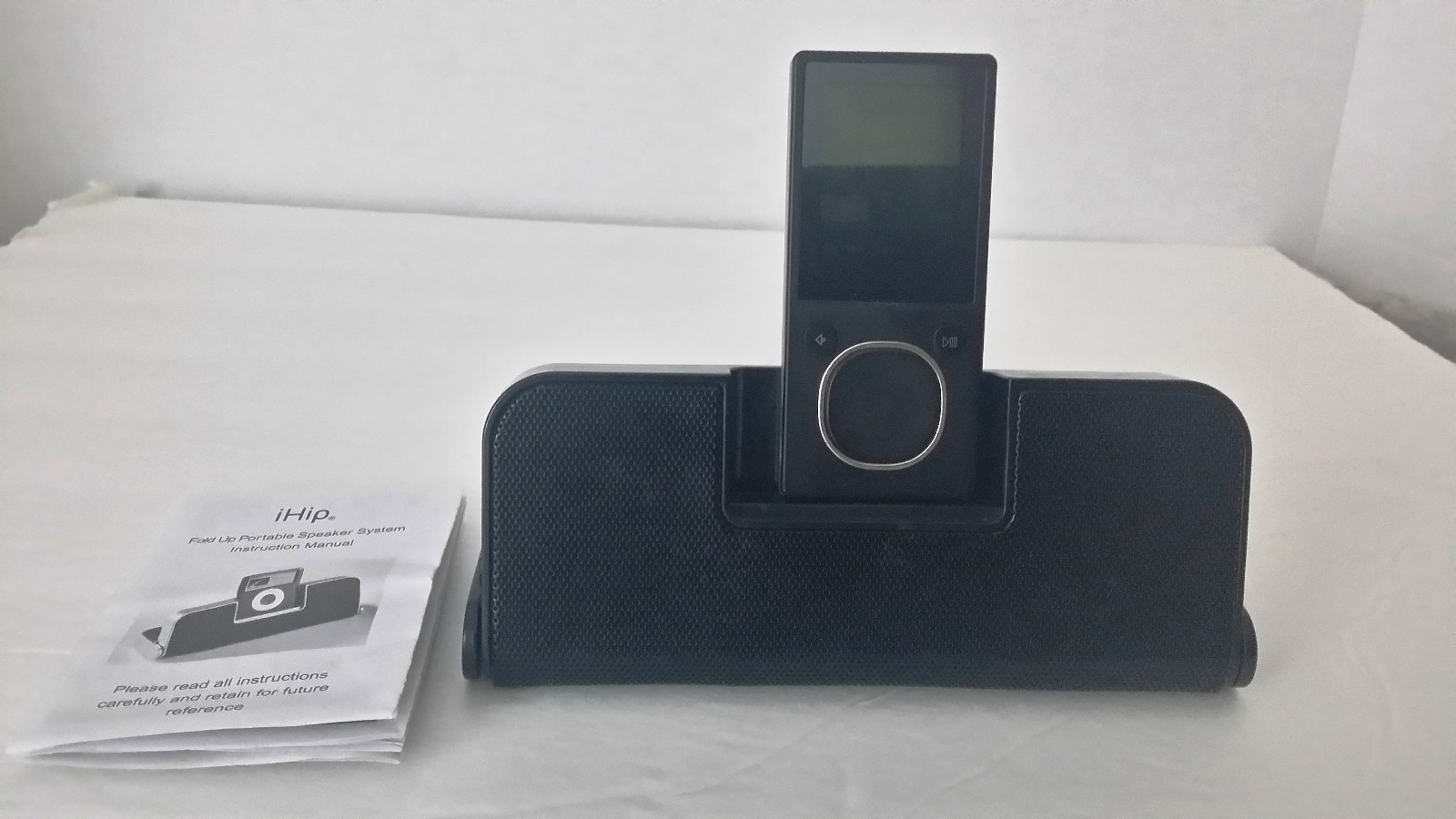 Ihip Fold Up Portable Speaker System Black Works With Ipad Picture 1 Of 3