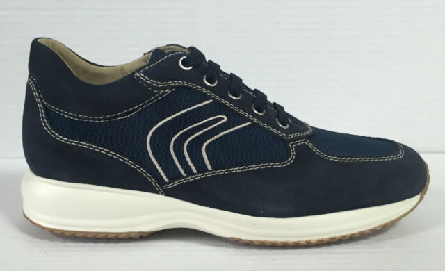 GEOX SCARPE DONNA SNEAKERS IN CAMOSCIO E TELA GOMMA ALTA DK. BLUE HAPPY D1162A GEOX SCARPE DONNA SNEAKERS IN CAMOSCIO E TELA GOMMA ALTA DK. BLUE HAPPY D1162A