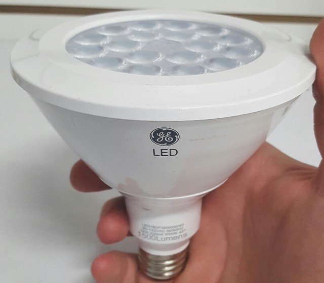 Ge Lighting 22235 Par 38 Daylight Led Outdoor Floodlight Bulb 18 Ge Lighting Energy Smart Led 18 Watt 1500 Lumens Light Bulb Nice