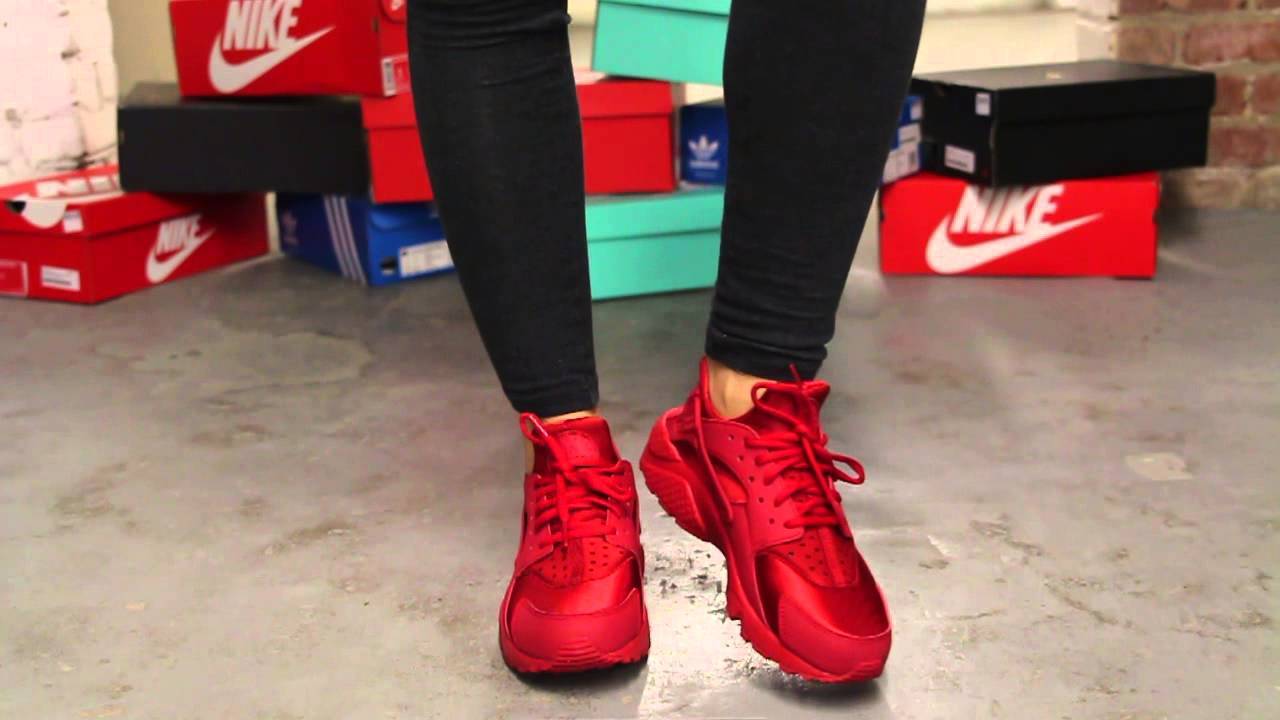 nike air huarache triple red nike air huarache triple red