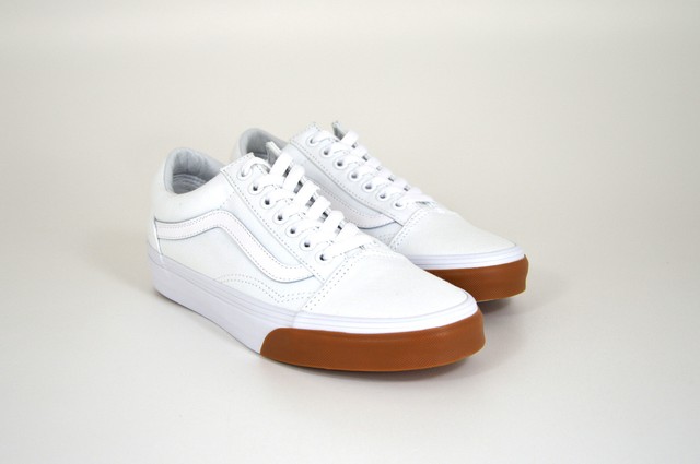 VANS OLD SKOOL GOMMA PARAURTI Black/White Bianco tela Stoff Pattini NUOVO VANS OLD SKOOL GOMMA PARAURTI Black/White Bianco tela Stoff Pattini NUOVO