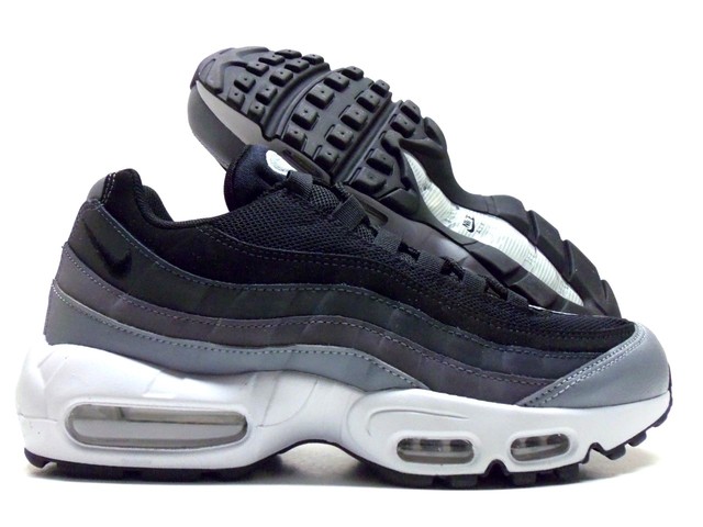 nike air max 95 essential black nike air max 95 essential black