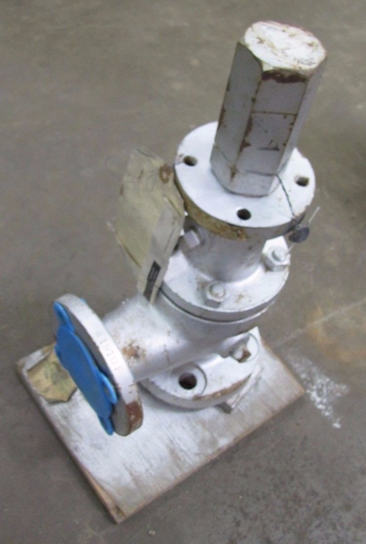 Dresser Consolidated 1910 Et 1 Vs Size 2 Pressure Relief Valve Picture 1 Of 3