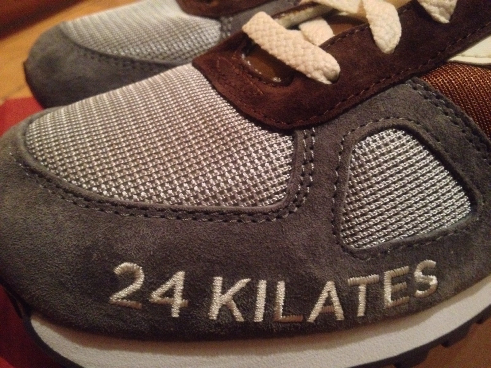 SAUCONY X 24 kilates Ombra Originale MONTANA UK11 SAUCONY X 24 kilates Ombra Originale MONTANA UK11