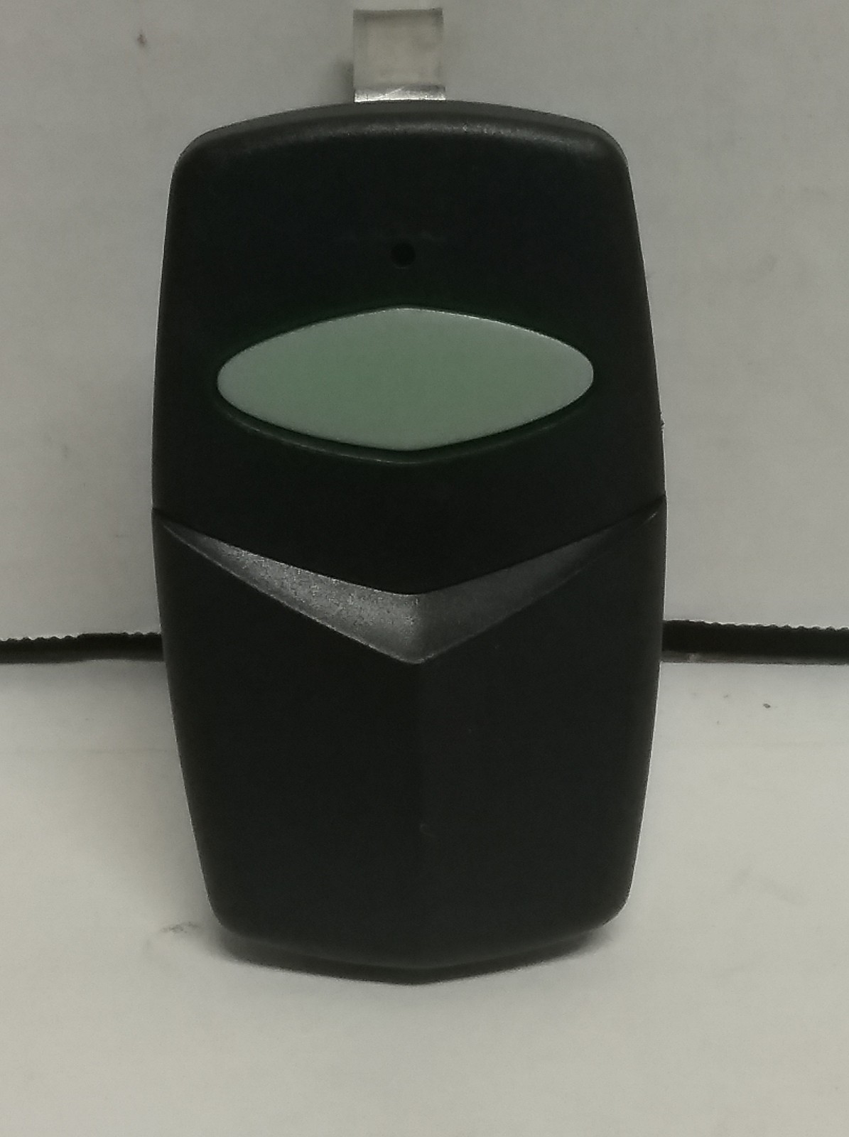 Stinger Single On Garage Door And Gate Remote Opener 390ged21v Picture 1 Of 2