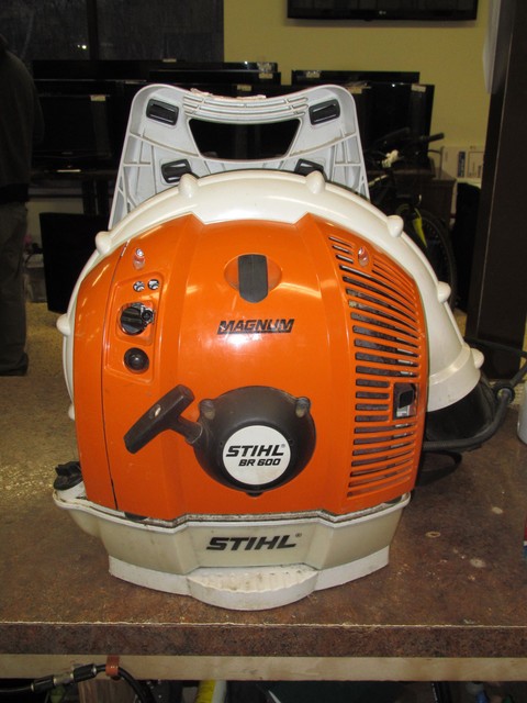 STIHL BR 600 COMMERCIAL GAS BACKPACK LEAF BLOWER BR600 STIHL BR 600 COMMERCIAL GAS BACKPACK LEAF BLOWER BR600