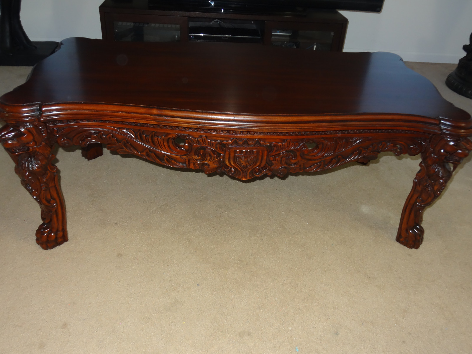 Grand Hall Lion Leg Coffee Table Rascalartsnyc Design Toscano The Lord Raffles Grand Hall Lion Leg Coffee Table