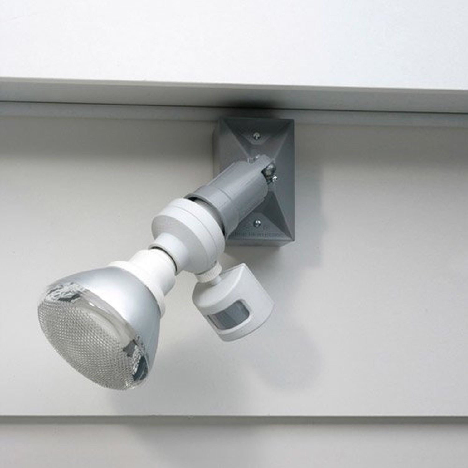 Amertac Omlc3bc Outdoor Motion Activated Light Control 070686505632 Res Content Global Inflow Inflowcomponent Cancel