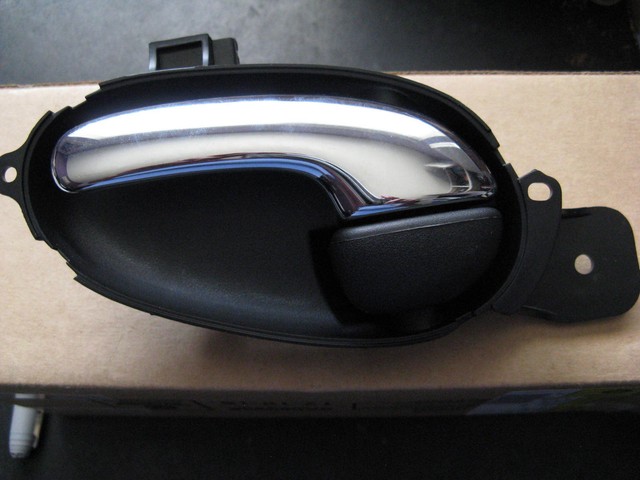 GM Oem-interior Inside Door Handle Left 25965491 | eBay GM Oem-interior Inside Door Handle Left 25965491 | eBay