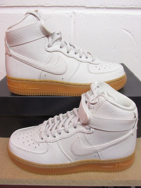 Nike Unisex Air 1 Hi Force SE Sneaker alte 860544 001. TG UK 3.5 Nike Unisex Air 1 Hi Force SE Sneaker alte 860544 001. TG UK 3.5