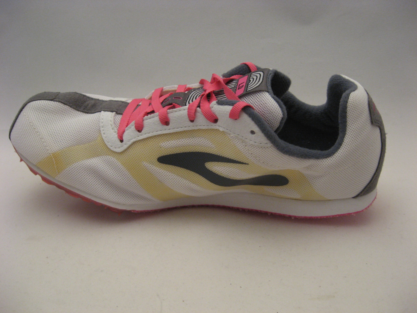 Brooks Womens PR LD Track Shoes 12 B White Gemma Shadow Track ... 1